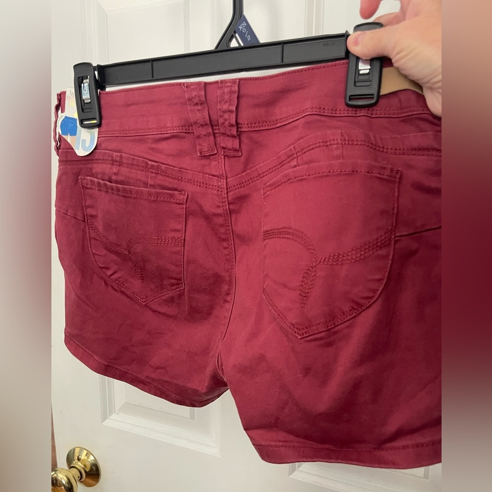 YMI Women's Dark Burgundy Cargo Shorts - Picture 2 of 2